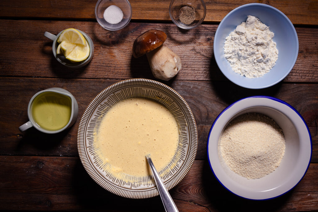 Alle Zutaten für die Steinpilz-Schnitzelchen (das Rezept ist für 4 Steinpilze, ich hatte beim Fotografieren jedoch nur einen).