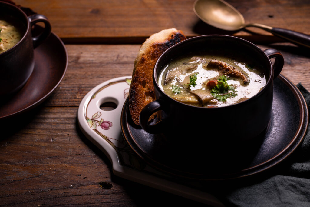 Waldpilzsuppe - vegan - mit selbstgesammelten Pilzen