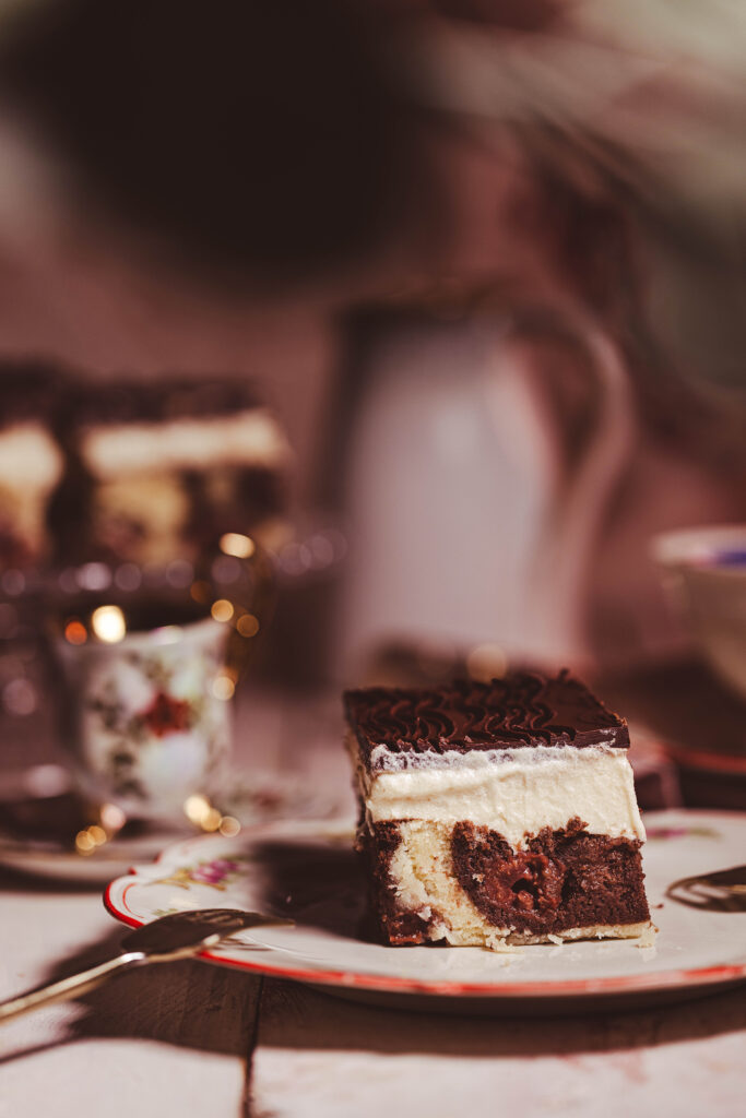 Vegane Donauwelle - einfach gebacken, saftig, cremig, beliebt