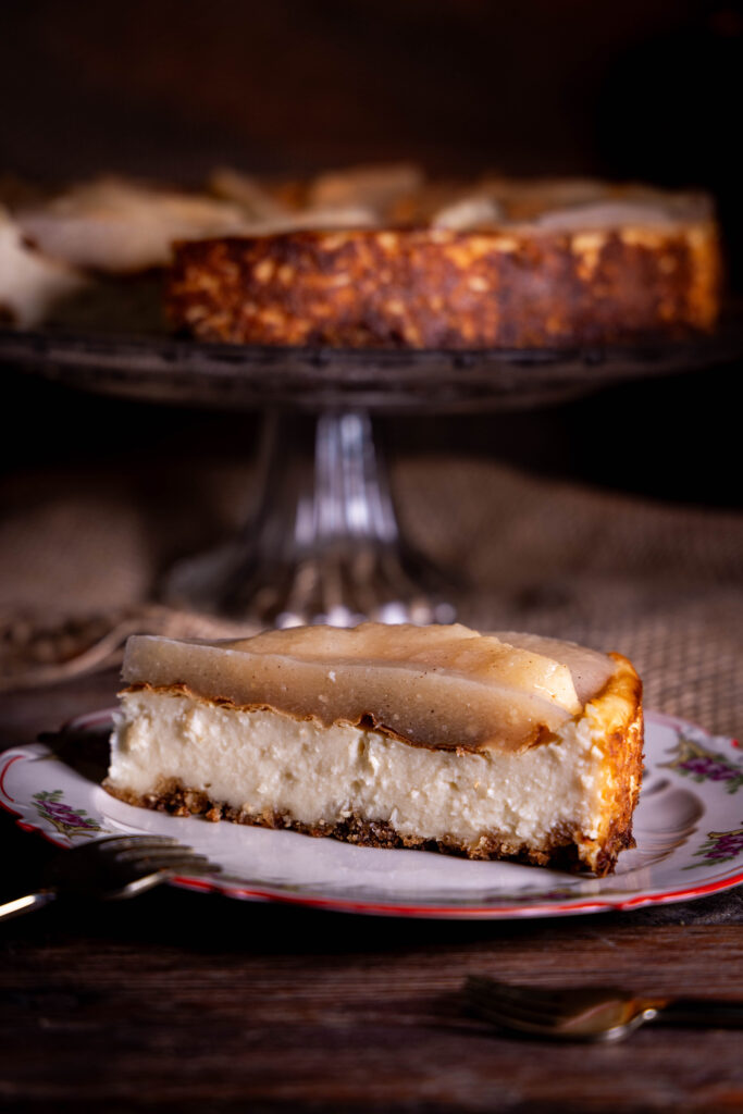 Veganer Käsekuchen mit fermentierten Quitten