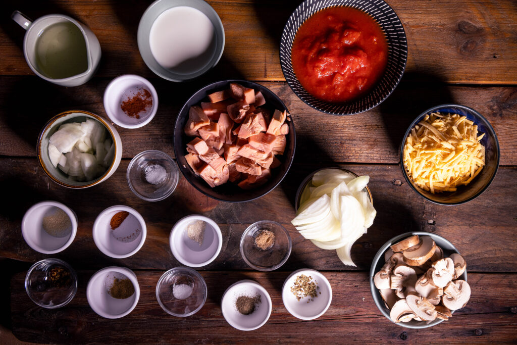 Alle Zutaten für die vegane Ragout-Füllung.