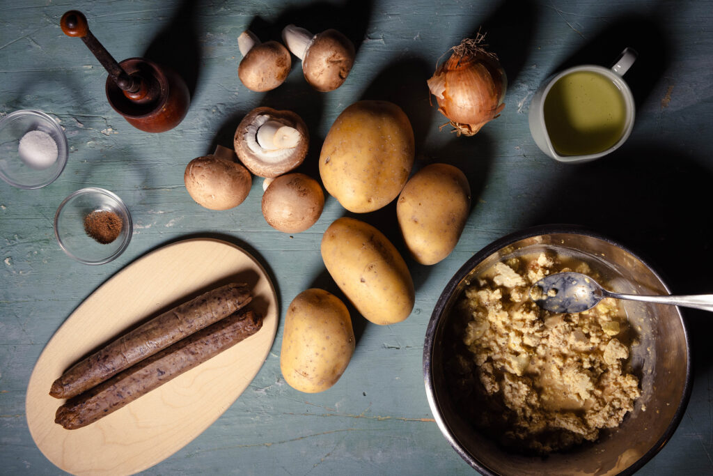 Alle Zutaten für das vegane Bauernfrühstück.