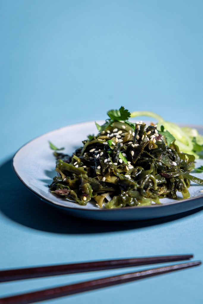 Wakame-Salat - japanischer Salat aus Algen