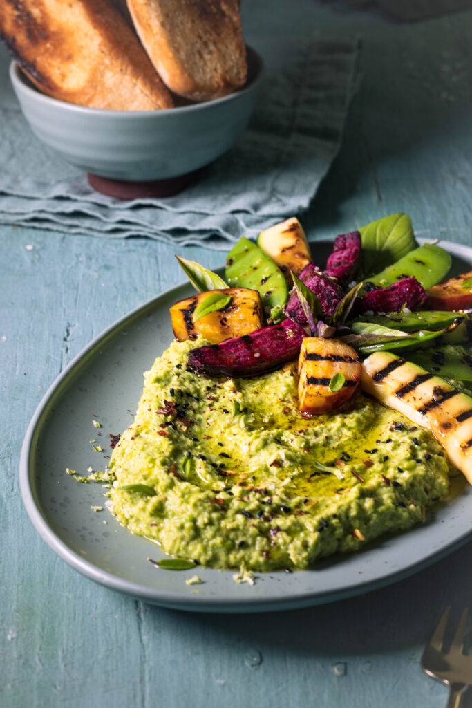 Grüner Umami Dip - ein Dip aus Erbse mit fermentiertem Brokkoli.
